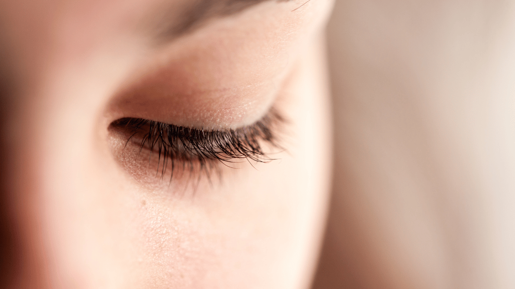 What Causes Droopy Eyelids? Three Possible Factors